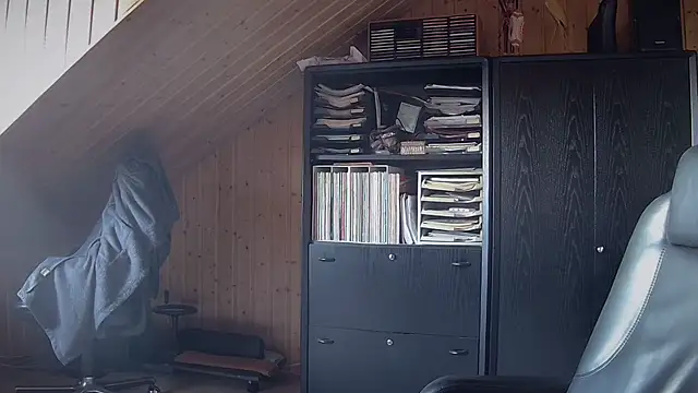 Snapshot of biggandybig chatting on 11.12.25 biggandybig online show from 11.12.25