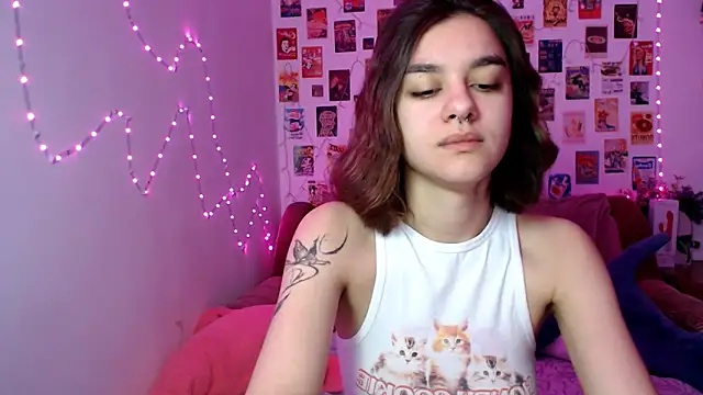 Snapshot of Celine_Dionn chatting on 12.07.24 Celine Dionn online show from 12.07.24