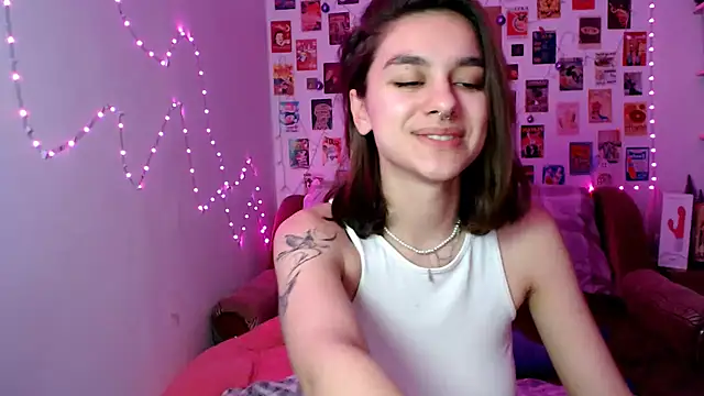 Snapshot of Celine_Dionn chatting on 01.05.25 Celine Dionn online show from 01.05.25