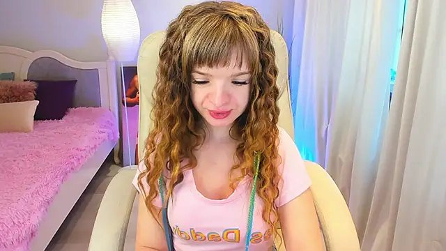 Snapshot of Eva_Rosec chatting on 02.07.25 Eva Rosec online show from 02.07.25