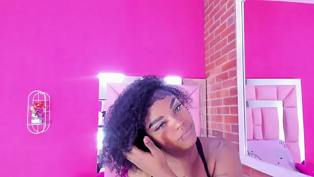 Snapshot of malu_horny_69 chatting on 06.26.26 malu horny 69 online show from 06.26.26