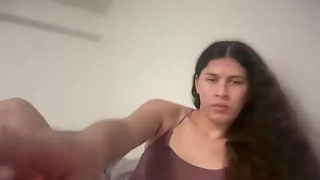 Snapshot of JaxcyVelez chatting on 10.07.25 JaxcyVelez online show from 10.07.25