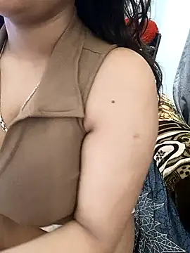 Divya girl online show from 03.16.26