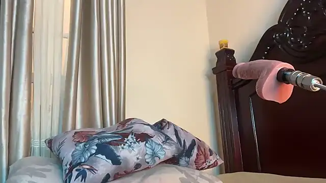 Snapshot of SexyAudreyFuck chatting on 02.27.25 SexyAudreyFuck online show from 02.27.25