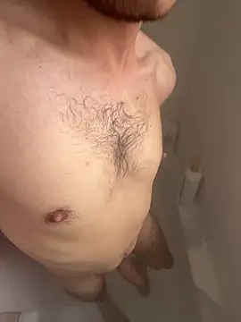 Snapshot of Chuckie_999 chatting on 10.27.25 Chuckie 999 online show from 10.27.25