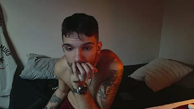 JackDesFeux online show from 02.07.25