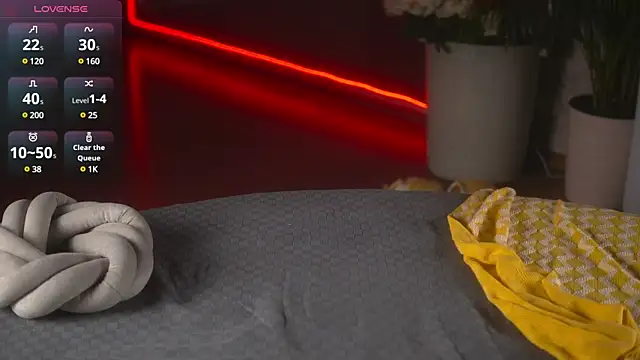 Snapshot of Eva-orion_ chatting on 02.06.25 Eva-orion online show from 02.06.25