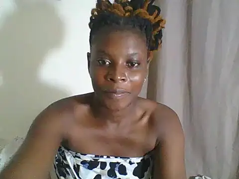 Snapshot of Blacksweetbeb chatting on 01.31.25 Blacksweetbeb online show from 01.31.25