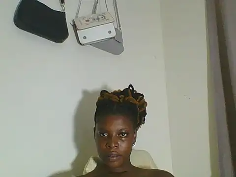 Snapshot of Blacksweetbeb chatting on 02.09.25 Blacksweetbeb online show from 02.09.25