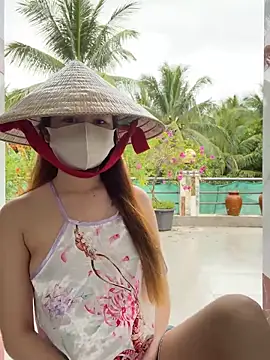 BabyThree  online show from 11.05.25