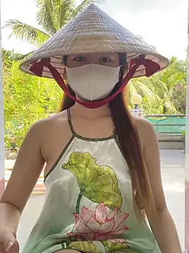 BabyThree  online show from 11.18.25