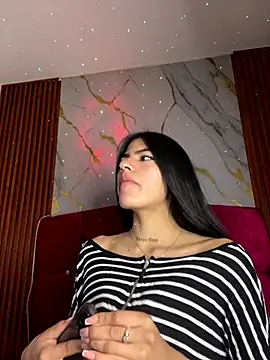Snapshot of liss_hot_ chatting on 09.22.25 liss hot online show from 09.22.25
