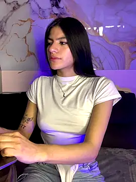 liss hot  online show from 11.10.25