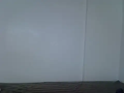 laetitia  online show from 11.05.25