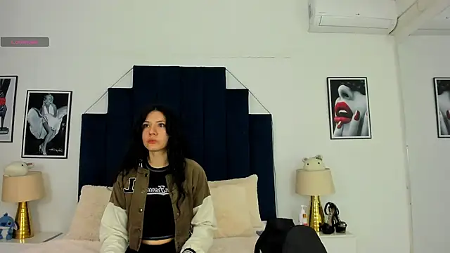 Snapshot of KyleRosee chatting on 10.03.25 KyleRosee online show from 10.03.25