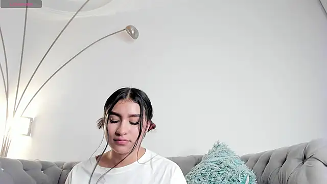 Zayda 1 online show from 01.12.25