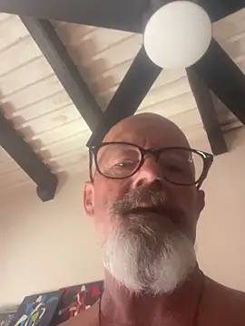 NOLAKINKYTYOP22 online show from 09.17.25