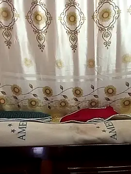 NgocQuyen2K online show from 11.24.25