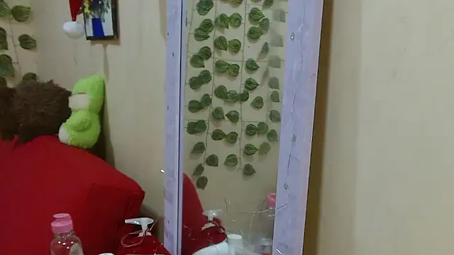 Snapshot of Latin_Mature975 chatting on 02.11.25 Latin Mature975 online show from 02.11.25