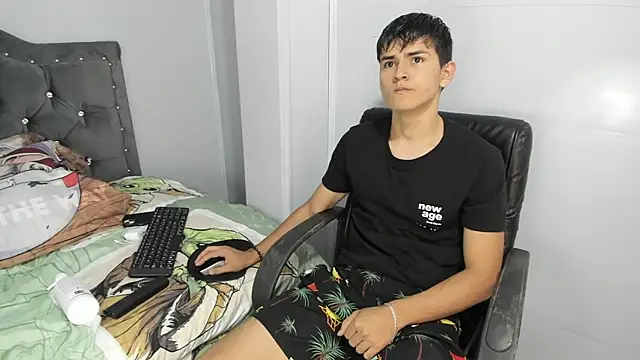 Snapshot of Jacobb_Lee chatting on 01.31.25 Jacobb Lee online show from 01.31.25