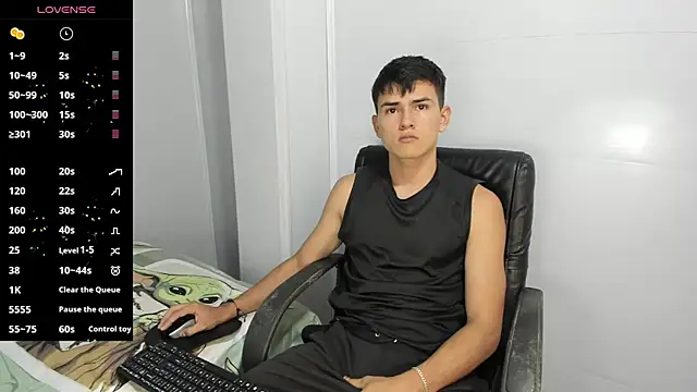 Snapshot of Jacobb_Lee chatting on 02.17.25 Jacobb Lee online show from 02.17.25