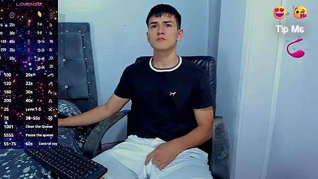 Jacobb Lee online show from 11.04.25