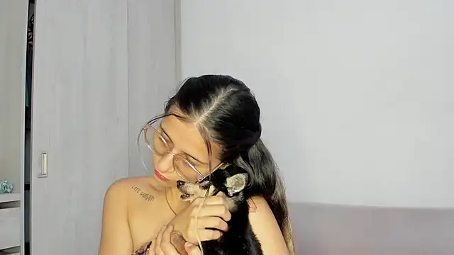 Snapshot of Lilacutte_ chatting on 01.30.25 Lilacutte online show from 01.30.25