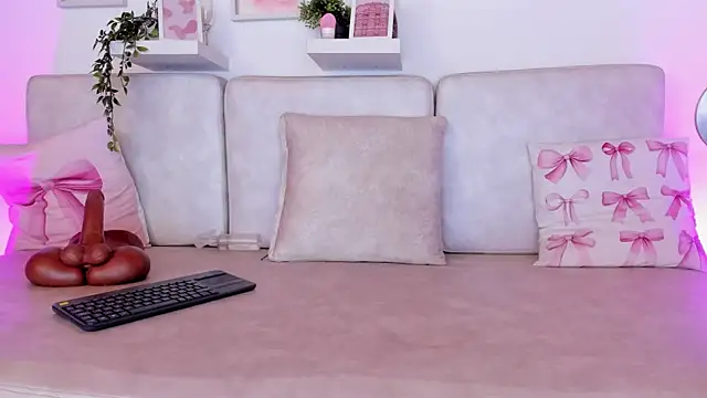 Malka Burning online show from 11.07.25