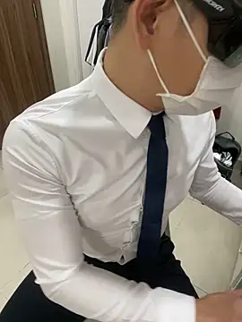 harrylouis1357 online show from 03.12.25