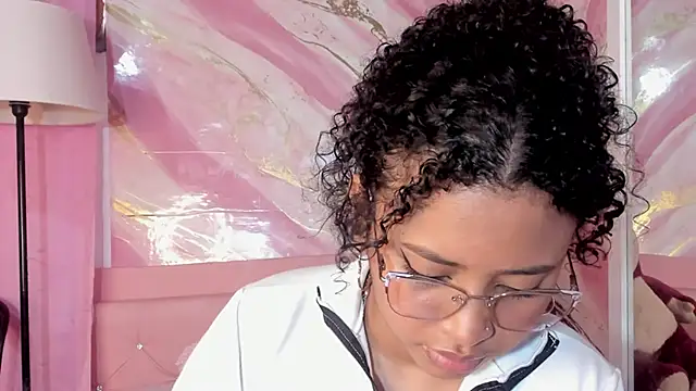 JessyZoe online show from 10.21.25