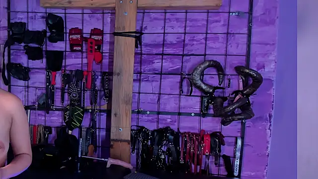 alexia aitanaa  online show from 02.18.26