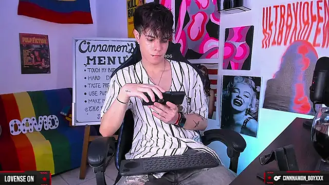 cinnamon boyxxx online show from 12.06.24