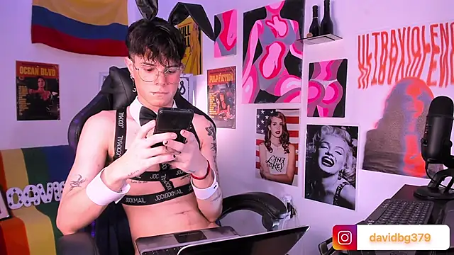 cinnamon boyxxx online show from 02.05.25