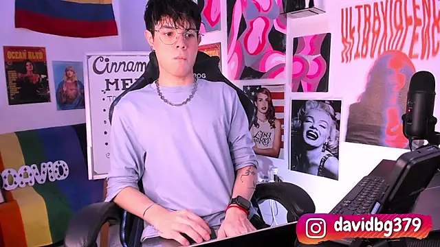 cinnamon boyxxx online show from 03.18.25