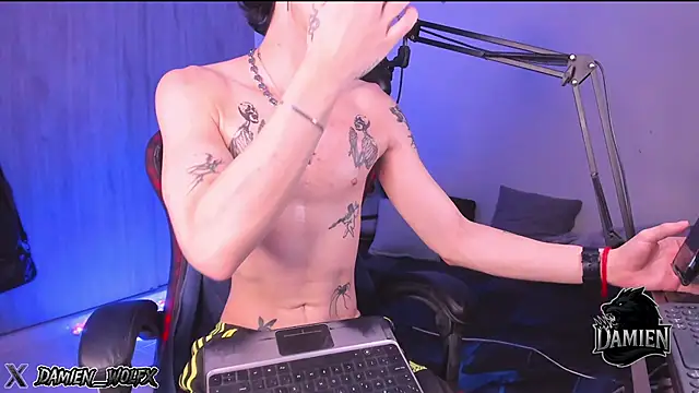 cinnamon boyxxx online show from 09.18.25