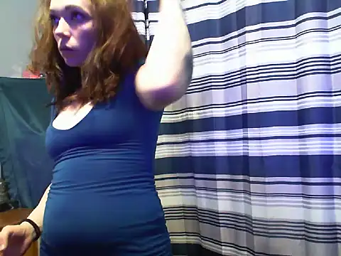 Genevieve143 online show from 01.12.25