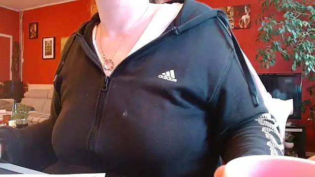 cruellaculdenfer67 online show from 04.03.26