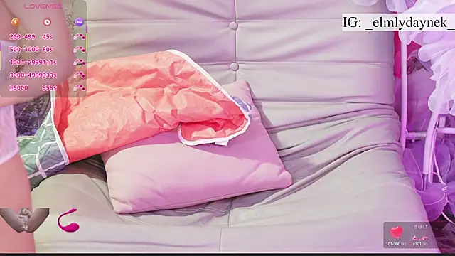 Anytoly online show from 10.13.25