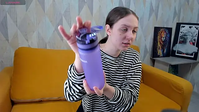Snapshot of Kvetachka chatting on 03.11.25 Kvetachka online show from 03.11.25