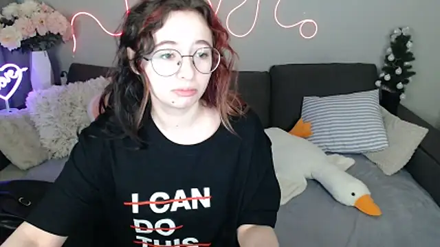 Mini Diva online show from 03.22.26