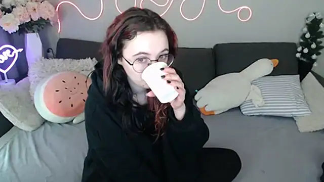 Mini Diva online show from 03.29.26