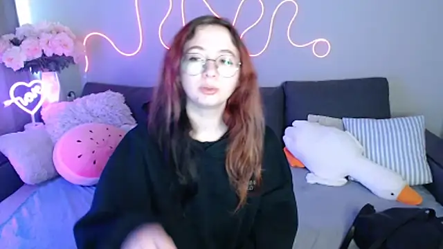 Mini Diva online show from 05.30.26