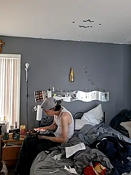 Snapshot of gifted723 chatting on 09.15.25 gifted723 online show from 09.15.25