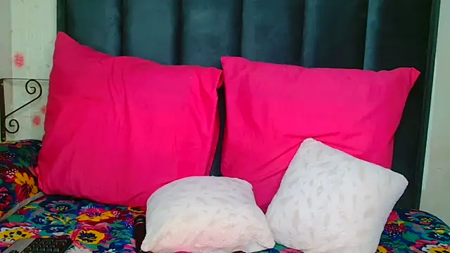 Kiaralane xx online show from 01.09.25