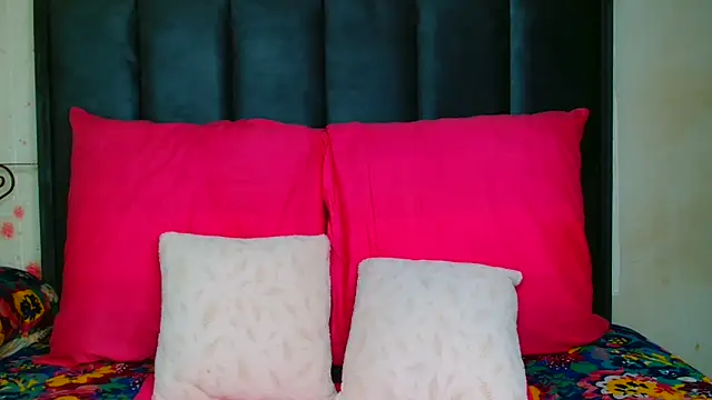 Kiaralane xx online show from 02.04.25