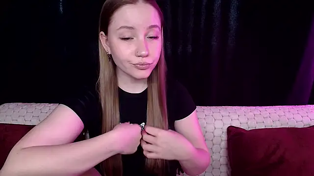 SindiWatsoon online show from 01.12.25