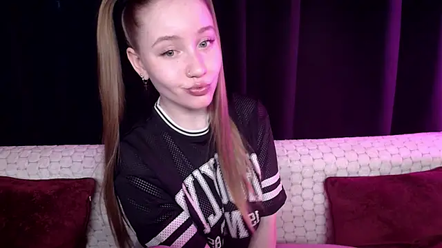 SindiWatsoon online show from 03.21.25