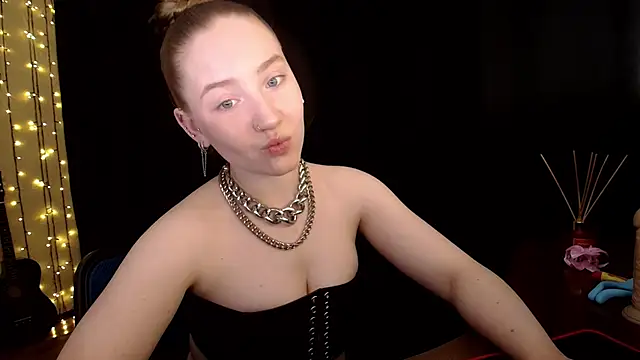SindiWatsoon online show from 05.19.26