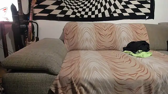 Snapshot of soulfuck92 chatting on 11.10.25 soulfuck92 online show from 11.10.25