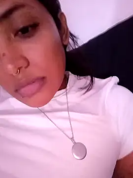 Snapshot of VictoireFeller chatting on 10.22.25 VictoireFeller online show from 10.22.25